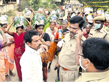 jai-telangana-bonam2